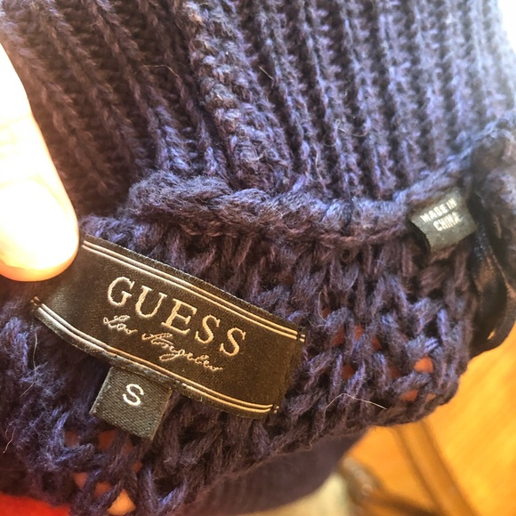 Guess | S - Picture 2 of 5